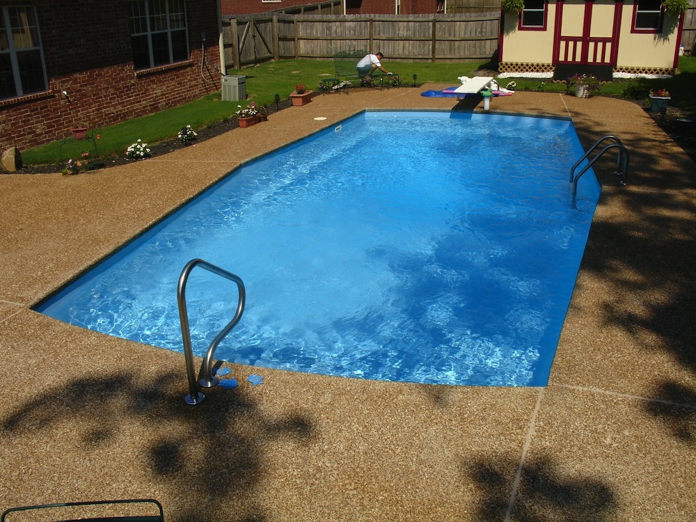 Fiberglass Pool by Catalina Pools Memphis, TN